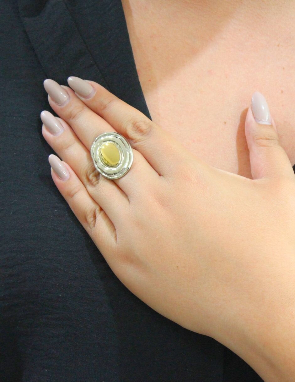 Anillo Oval Con Lineas Redondos  Bicolor Ajustable