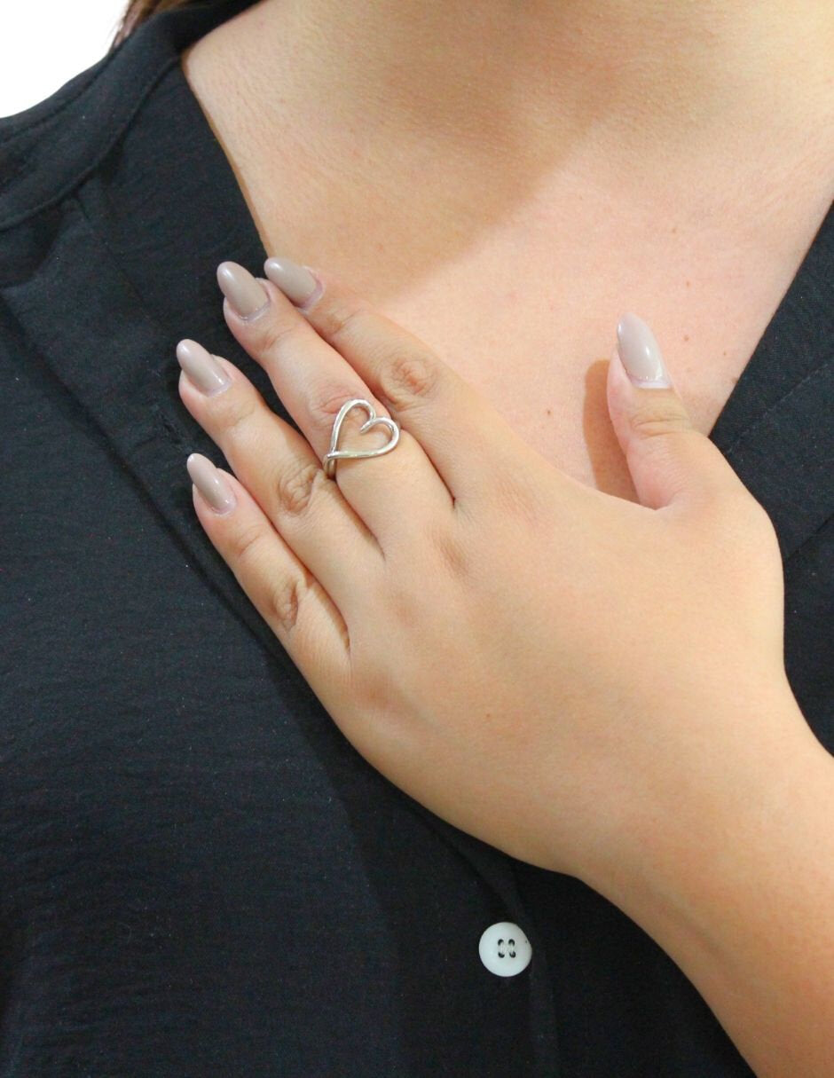 Anillo Ajustable Contorno Corazon