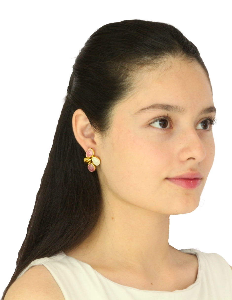 Arete Esmalte Asimetrico Varios Lila, Blanco y Dorado