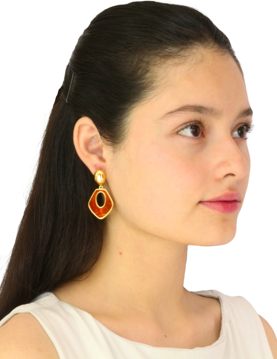 Arete Colgante Rombo Esmalte Tinto