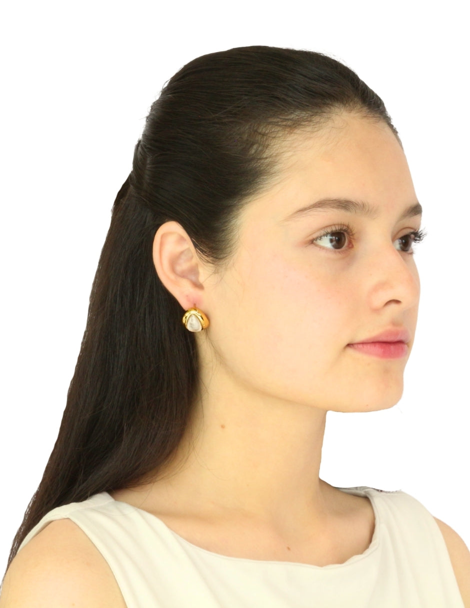 Arete Gota Esmalte Blanca