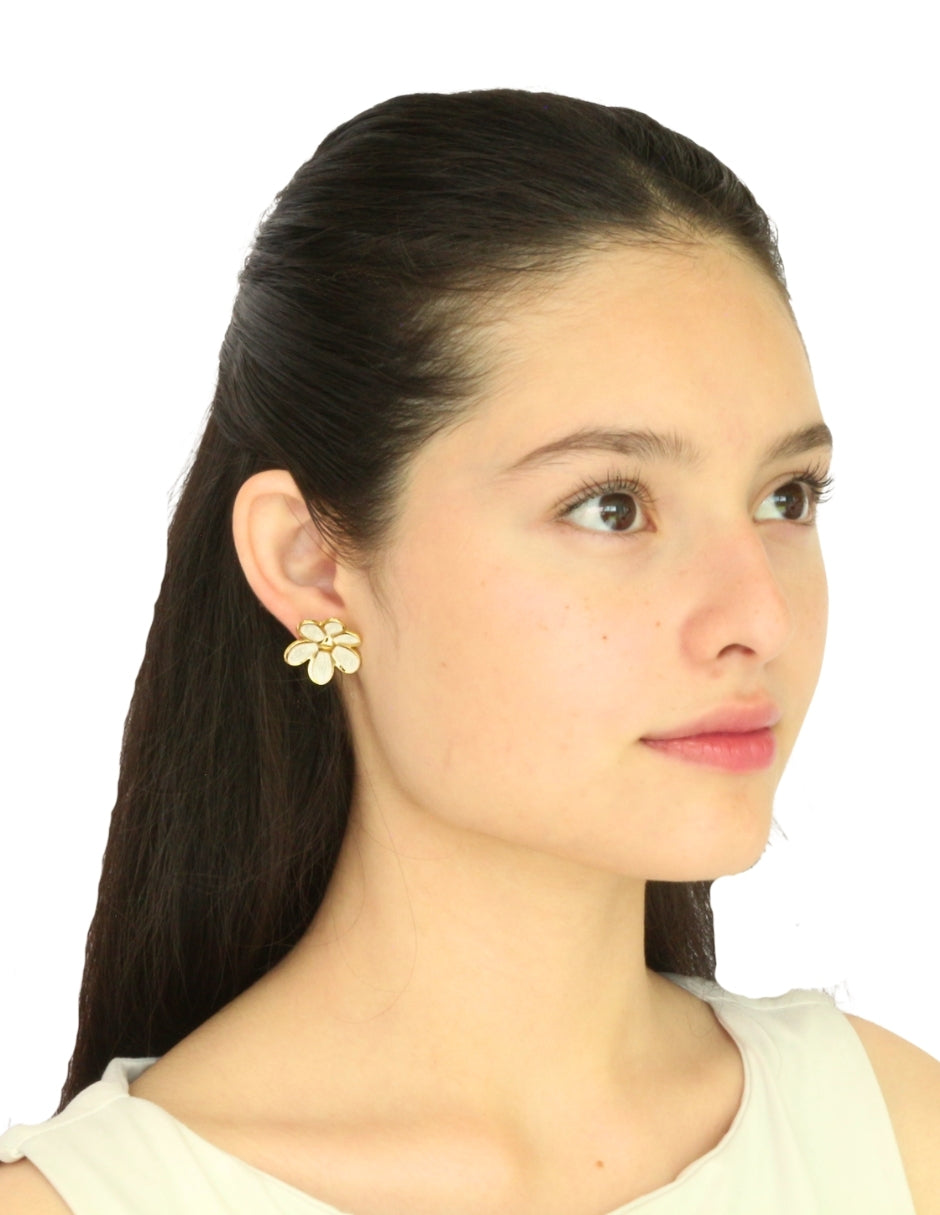 Aretes Flor Esmalte Blanco