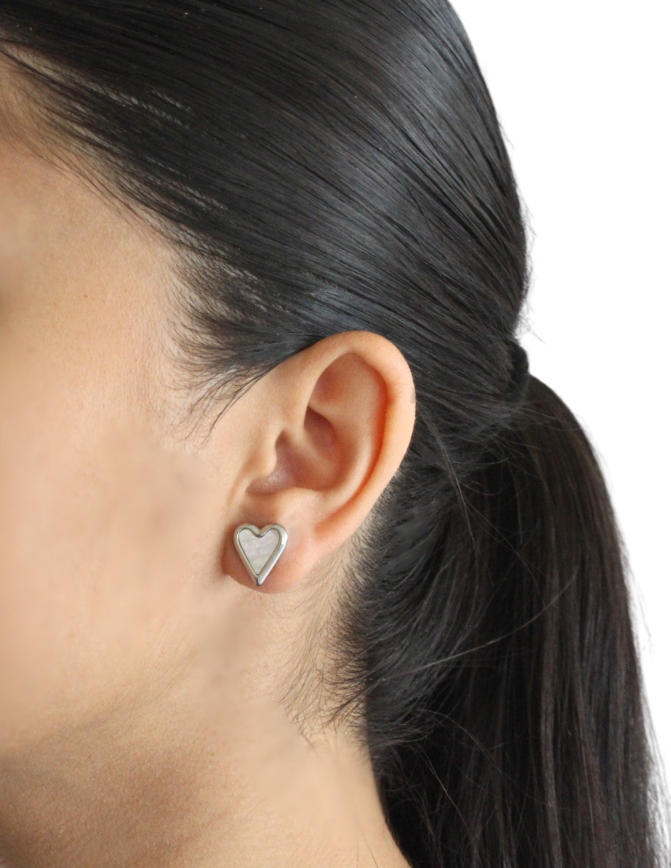 Arete Corazon Perla Madre Plateado