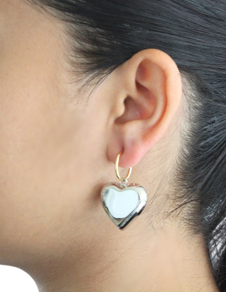 Arete Colgante Corazon Inflado Grande Bicolor