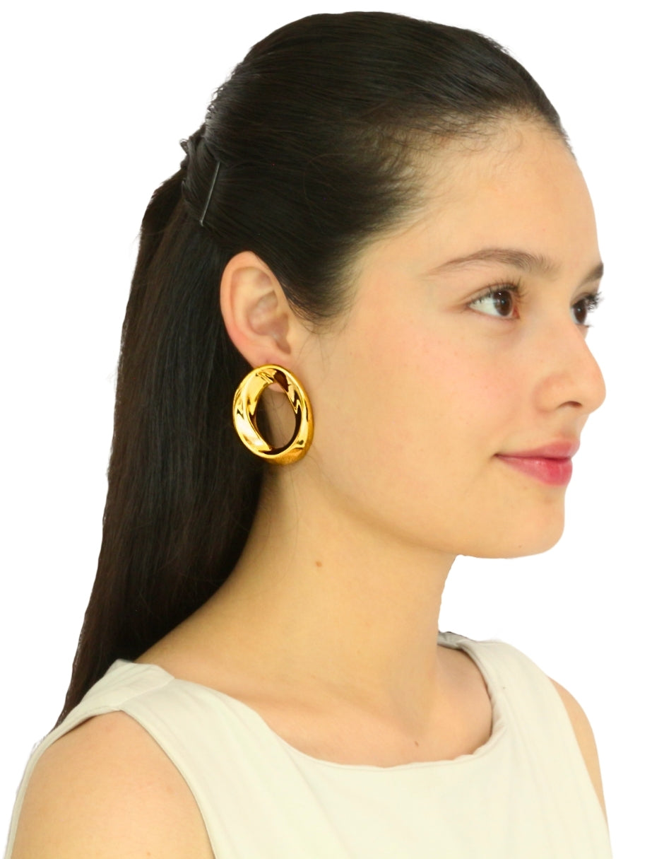 Aretes Oval Dorado