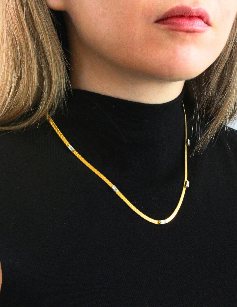 Collar Cadena Plana Detalles de Cristales