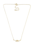 Gargantilla Corta Acero Inoxidable Nudo de Corazon Cristal Dorado