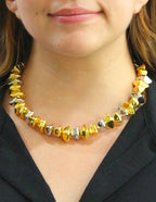 Collar Corto Piedras Doradas y Plateado