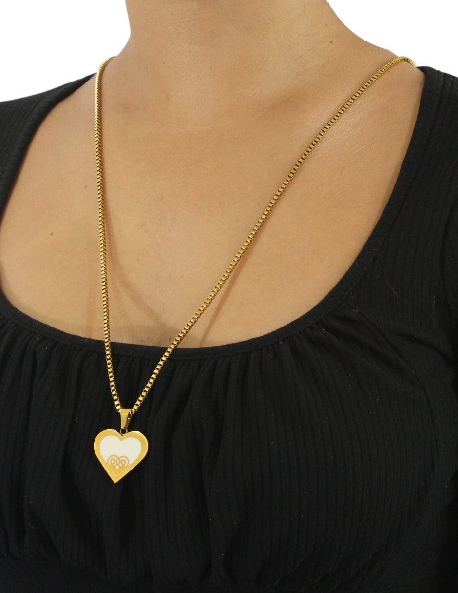 Collar NUVI Medallon Corazon Esmalte Beige