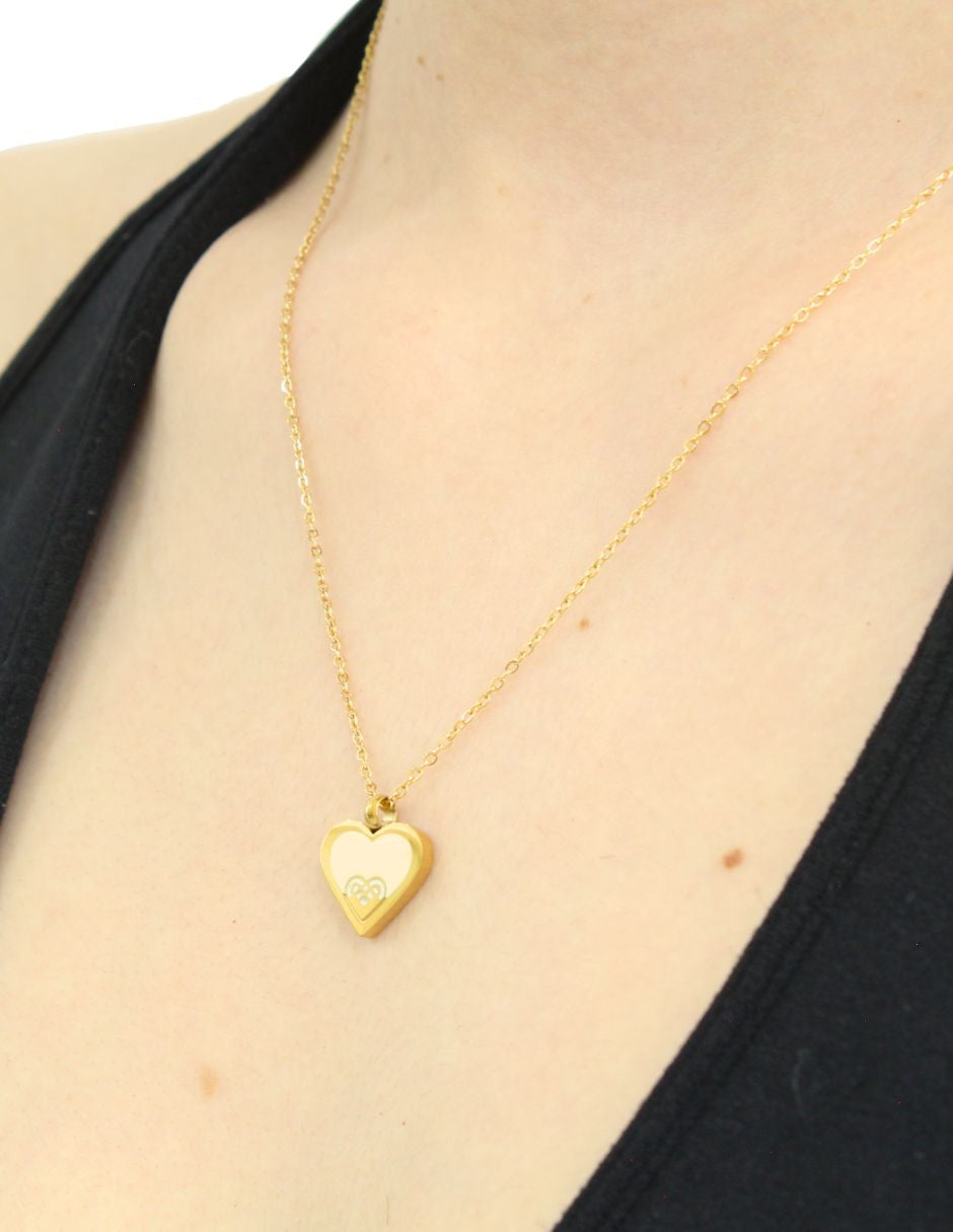 Collar NUVI Corazon Esmalte Blanco