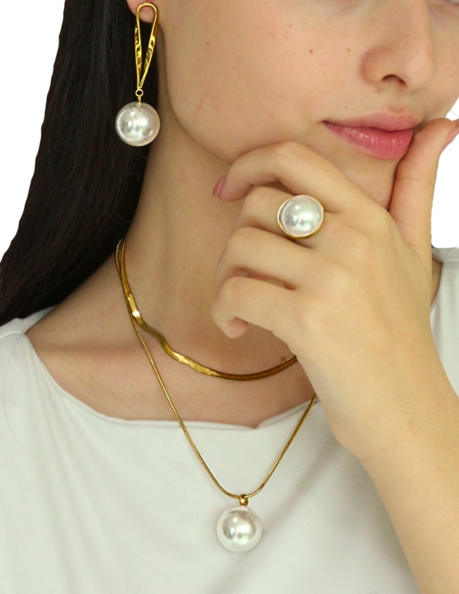 Collar, Aretes y Anillo con Perla Grande