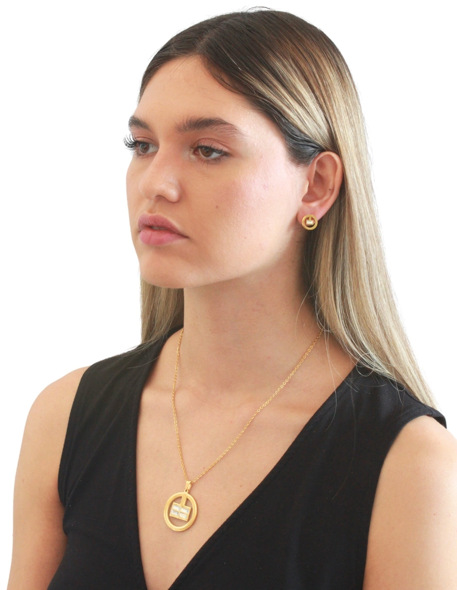 Collar y Aretes Aros Dorados